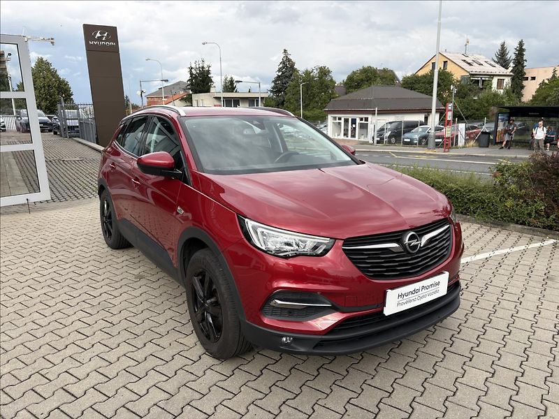 Opel Grandland X 1,5 - fotka 7 z 17