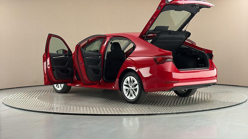 Škoda Octavia 2.0 TDI Style - fotka 7 z 27