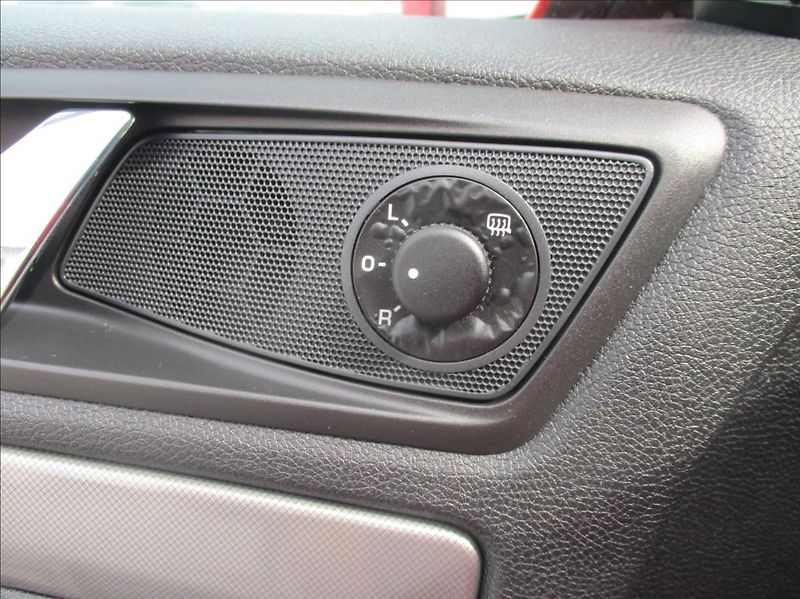 Škoda Octavia 1,6 i, Eleg,aut.klima,s.kn.,CZ - fotka 24 z 39