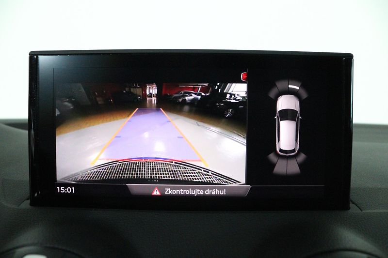Audi Q2 Advanced 35 TFSI Stronic - fotka 11 z 26