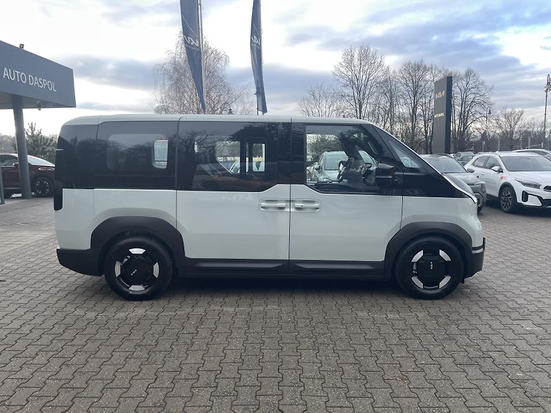 Kia PV5 (2026) 5P 4x2 PLUS 89 KW + 51,5 KWH - fotka 2 z 31