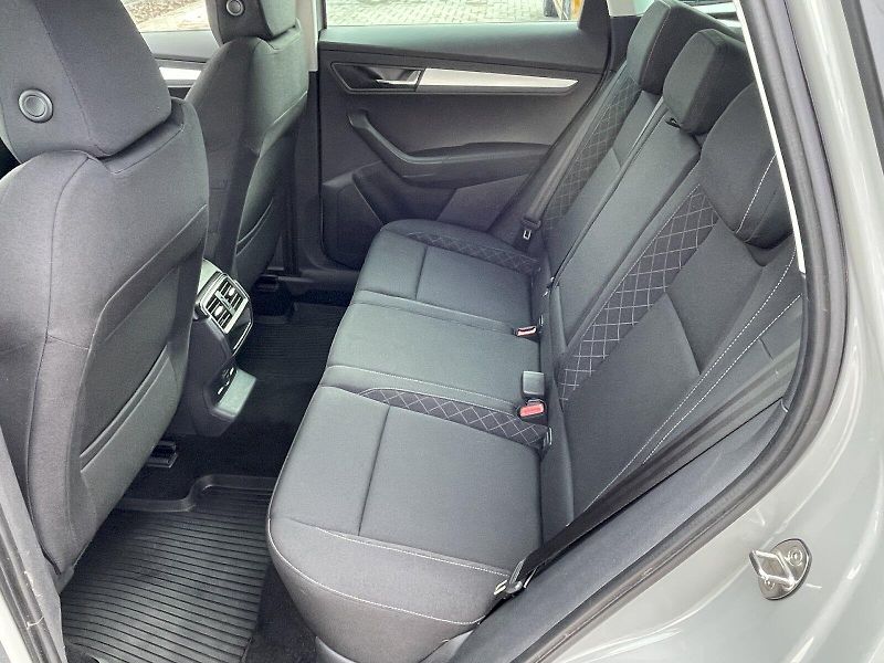 Škoda Karoq (2018) 2.0 TDI / 110 kW 4x4 Ambition - fotka 8 z 30