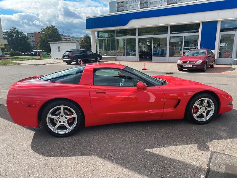 Chevrolet Corvette 5.7 koupeno v CZ - fotka 4 z 23