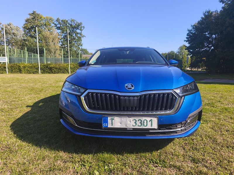 Škoda Octavia (2021) 1.5-TSI-110kw-SUPER STAV - fotka 3 z 27