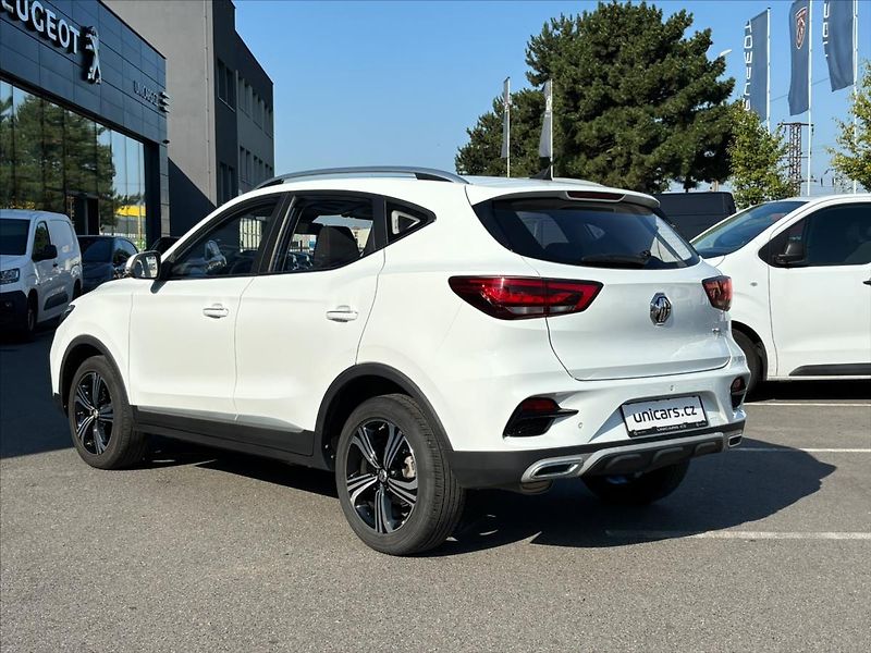 MG ZS 1,5 VTi  Essential Manuál - fotka 4 z 23