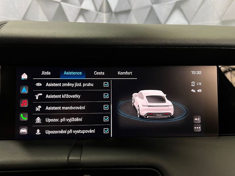 Porsche Taycan 4S PERFORMANCE, VZDUCH, BOSE - fotka 17 z 29