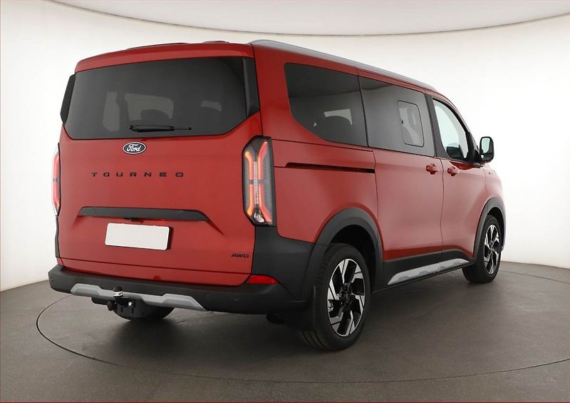 Ford Tourneo Custom (2025) 2.0 EcoBlue - fotka 5 z 24