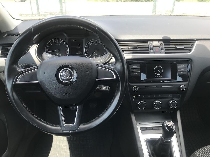 Škoda Octavia 1.6 TDI 66 ,KLIMA,TEMP.ČR,DPH - fotka 12 z 17