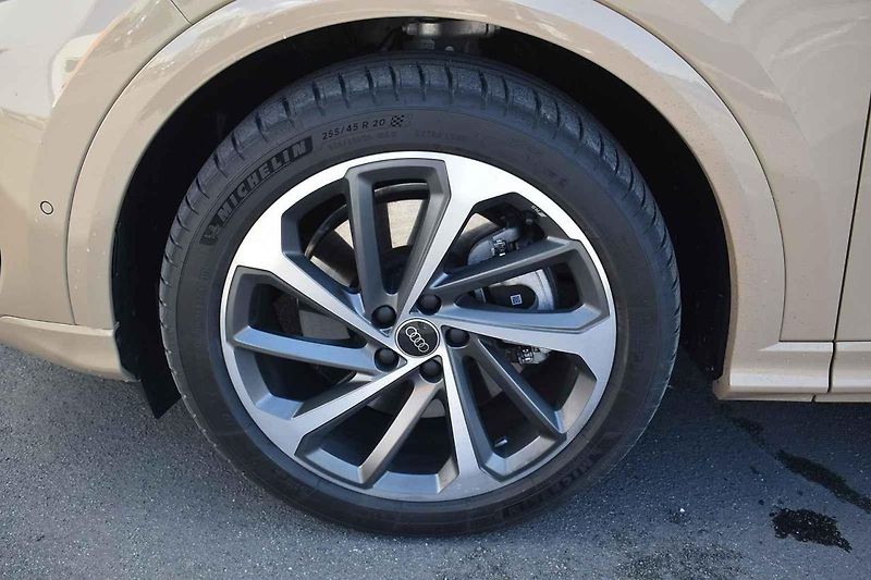 Audi Q5 v nové generaci je skutečně univerzální automobil.