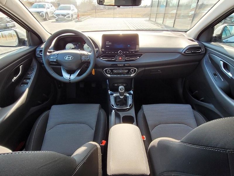 Hyundai i30 (2026) WG 1.0 T-GDI 85kW MT SMART  - fotka 2 z 27