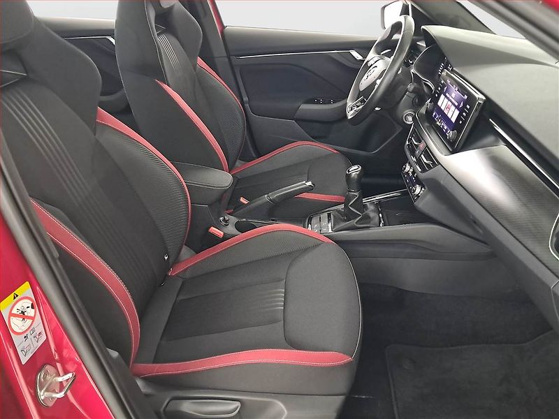 Škoda Kamiq (2023) Monte Carlo 1.5 TSI - fotka 9 z 21