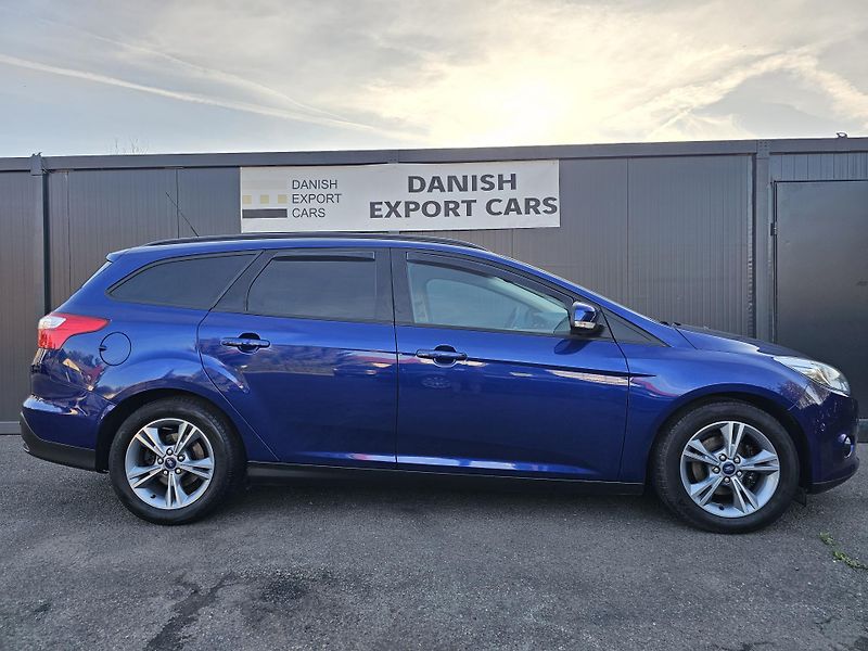 Ford Focus 1.0 92kW,VÝHŘEV,2xKOLA,SERVIS - fotka 8 z 64