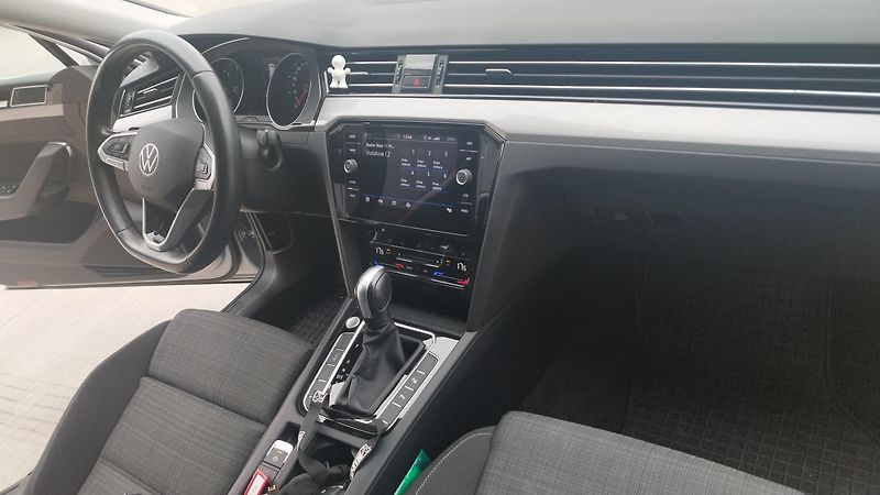 Volkswagen Passat 2.0TDI, DSG,volat-608 081 843 - fotka 14 z 18