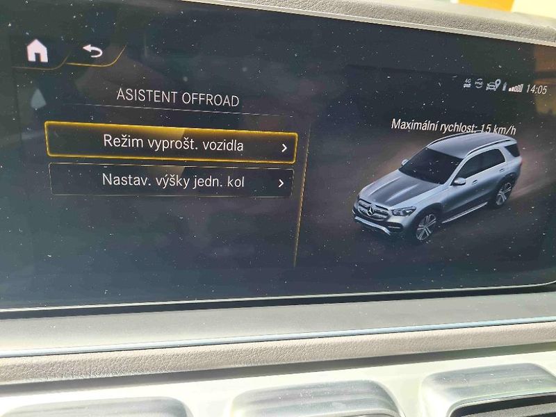 Mercedes-Benz GLE (2020) 580 4MATIC AMG CZ HUD OFROAD - fotka 11 z 12