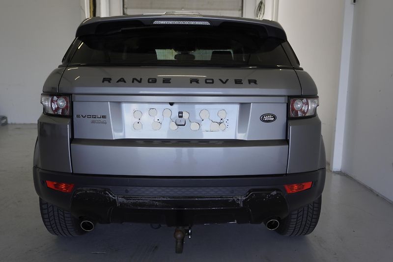 Land Rover Range Rover Evoque 2,2 SD4 DYNAMIC 4WD AUT. - fotka 6 z 31