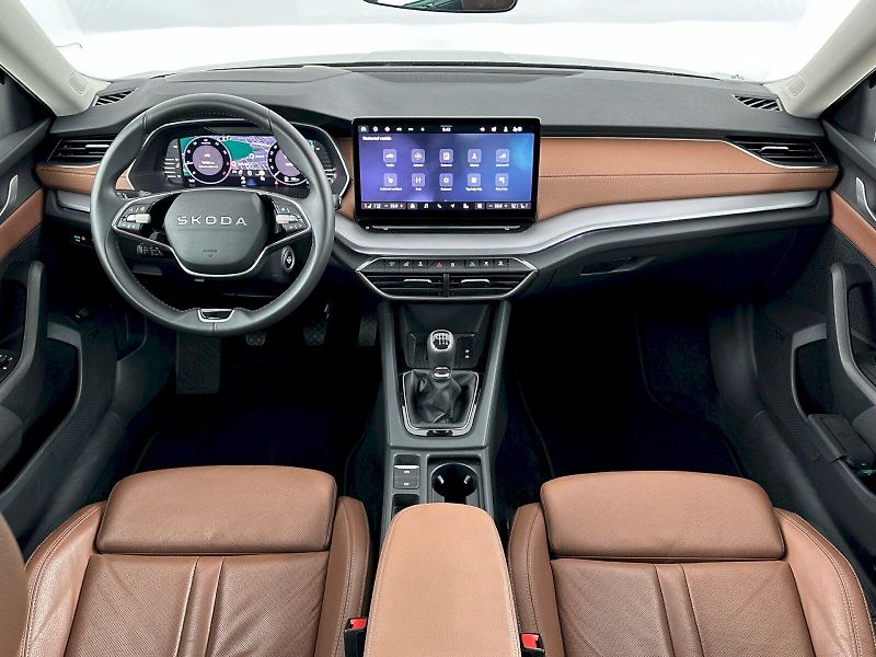 Škoda Octavia (2025) 1.5TSI 110kW Exclusive Selecti - fotka 5 z 37