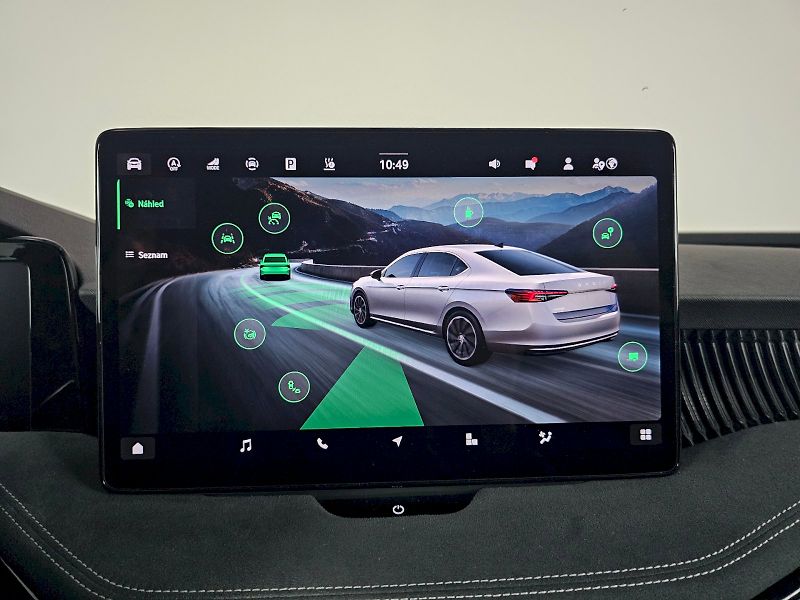 Škoda Superb (2025) 2.0TSI 195kW 4X4 Sportline TAŽ - fotka 27 z 35