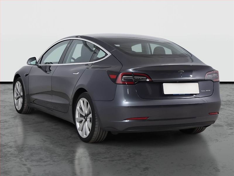 Tesla Model 3 (2019) Long Range 4WD 78kWh, SoH 83% - fotka 4 z 21