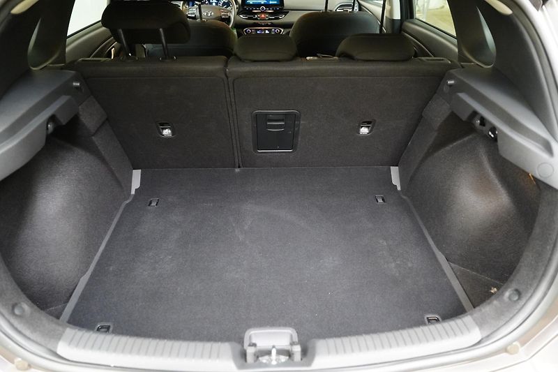 Hyundai i30 - fotka 28 z 28