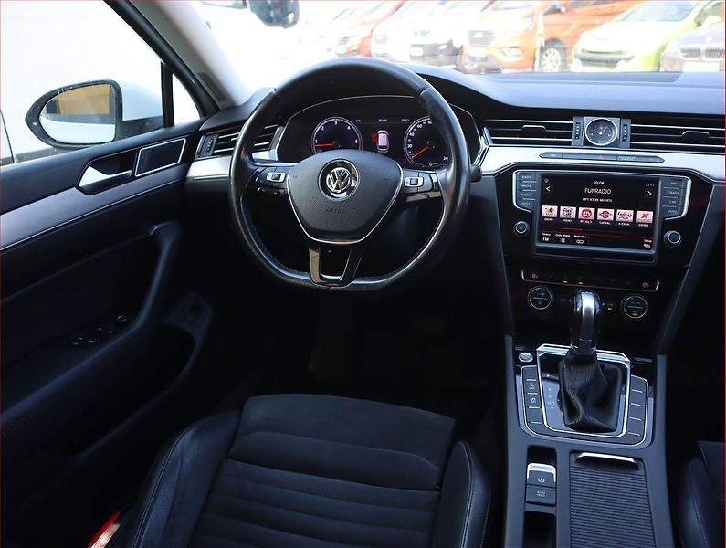 Volkswagen Passat (2016) 2.0 TDI, 4X4, Automat, Kůže - fotka 7 z 22