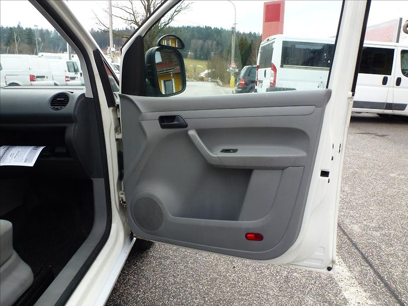 Volkswagen Caddy 1,9 TDI - fotka 23 z 45
