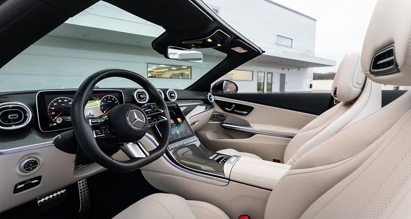 Mercedes-Benz CLE 300 4M AMG 360k Světlý inter.  - fotka 5 z 21
