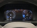 Volvo XC90 B5 AWD R-DESIGN REZERVACE - náhled 25