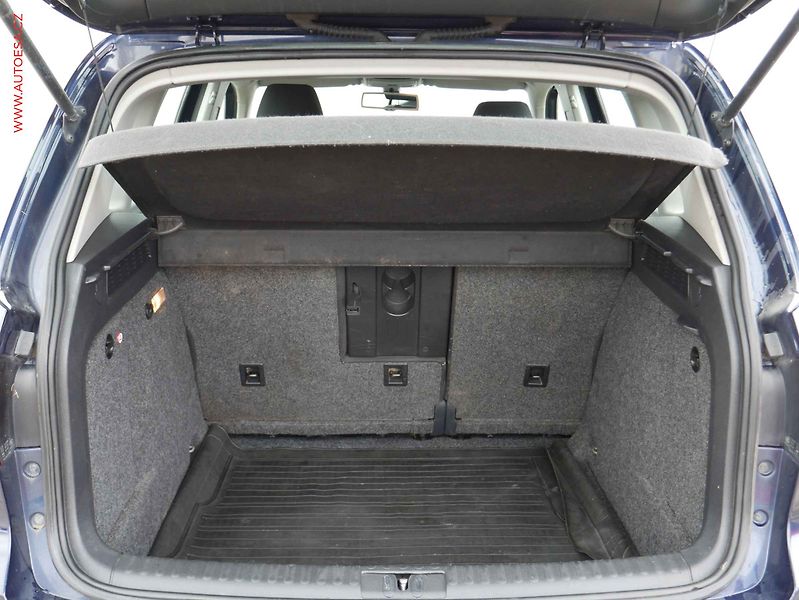 Volkswagen Tiguan (2013) 2.0 TDI, ČR, STK10/28 - fotka 7 z 15