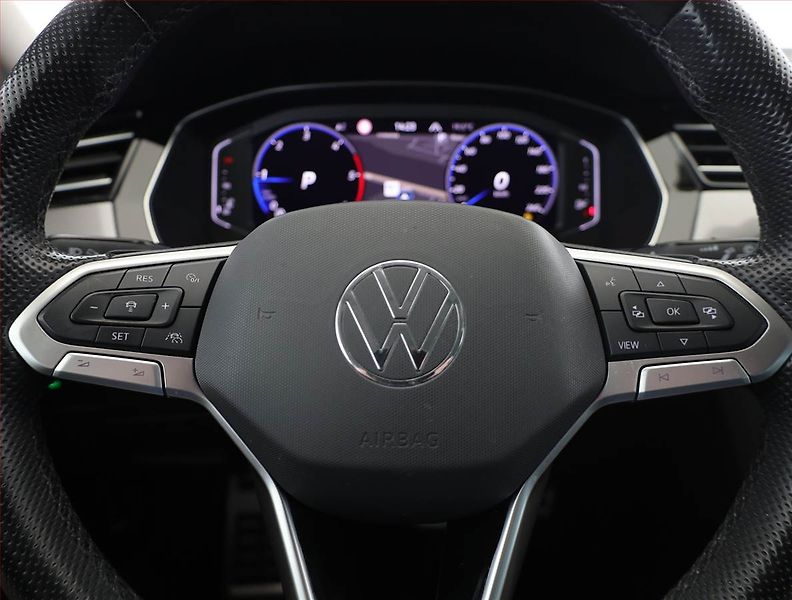 Volkswagen Passat (2022) Alltrack 2.0 TDI, 4X4 - fotka 8 z 18