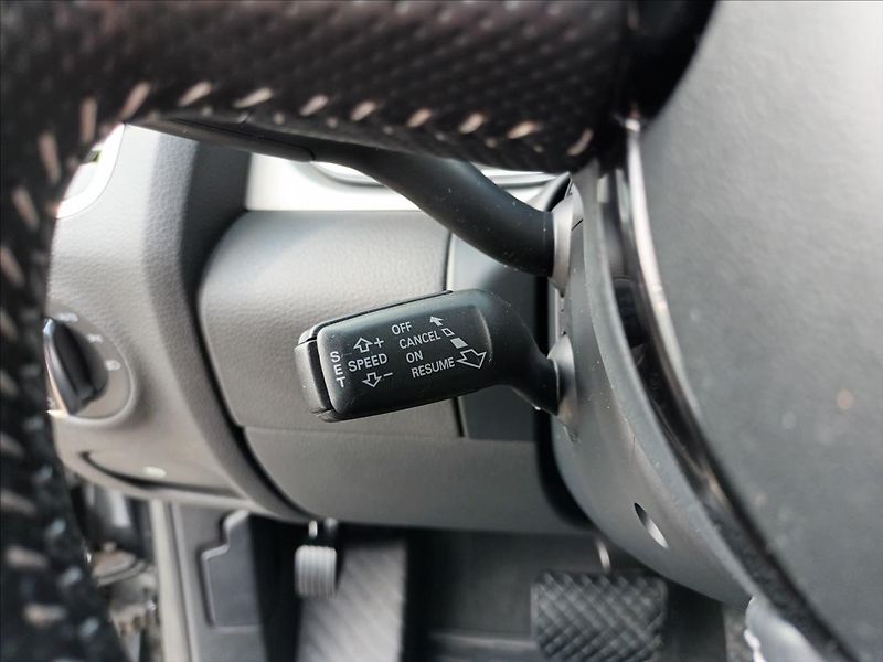 Audi Q7 3,0 TDI,150KW,ČR,S-LINE,TAŽNÉ, - fotka 33 z 41