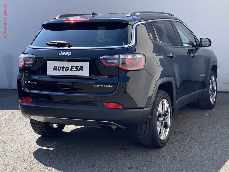 Jeep Compass (2020) 1.4T 4X4, Limited, AT, +ALU - fotka 4 z 22