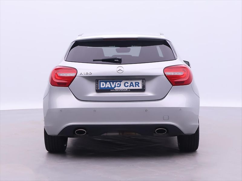 Mercedes-Benz Třídy A 1,6 180i 90kW CZ Sport Xenon - fotka 6 z 30