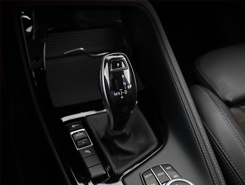 BMW X1 (2020) sDrive18d, Automat, ČR,1.maj - fotka 11 z 20