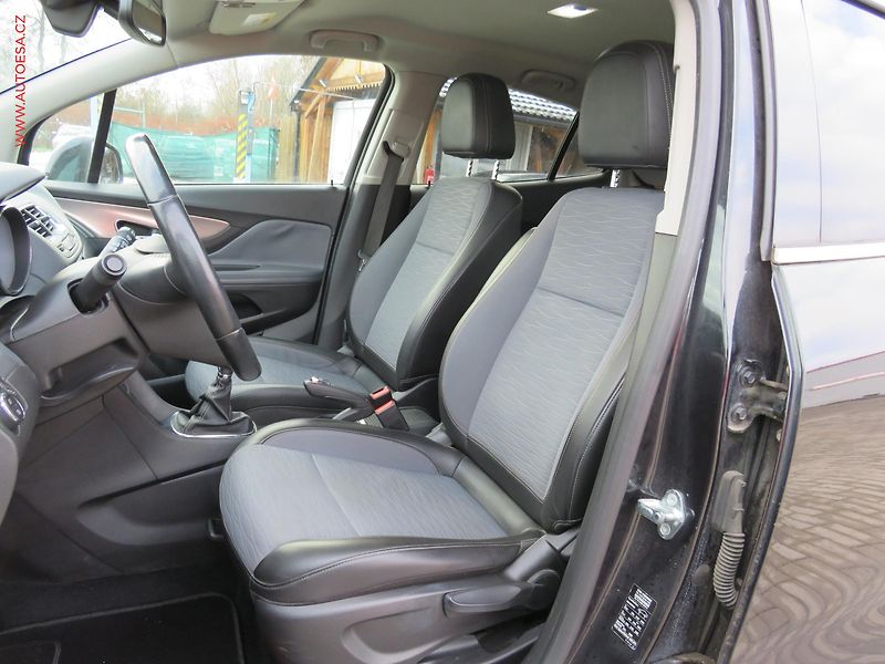 Opel Mokka (2015) 1.7 CDTi, Xenon, AC, park - fotka 9 z 27