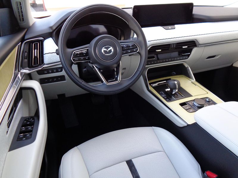 Mazda CX-80 (2026) 3,3d,254PS,AT,4x4,Ta.Plus,OKNO - fotka 21 z 34