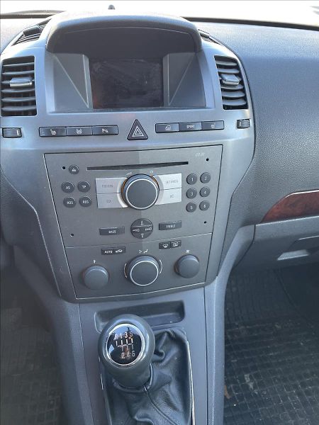 Opel Zafira 1,9 CDTI*88kW*7.míst*Servis - fotka 11 z 36