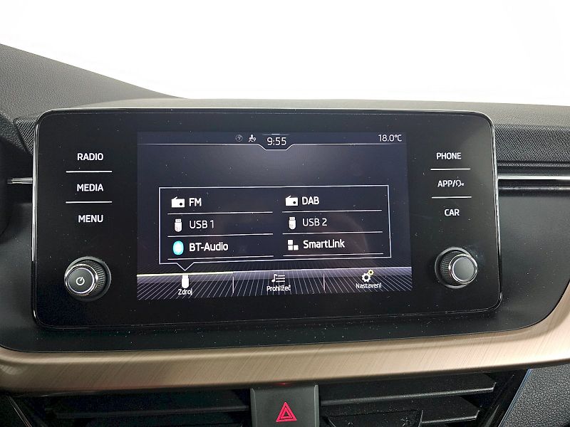 Škoda Scala (2023) 1.0TSi 81kW STYLE PLUS - fotka 17 z 32