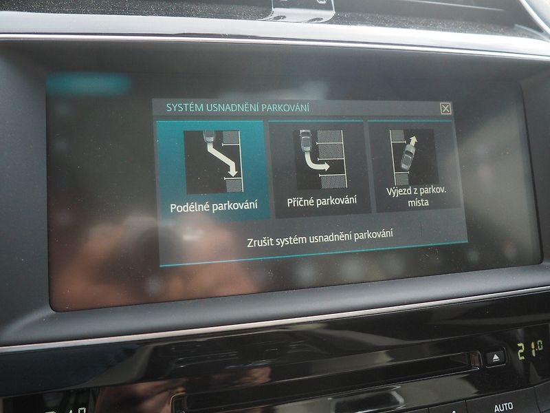 Jaguar F-Pace (2019) 5.0 SVR 550HP, Plný servis - fotka 34 z 43