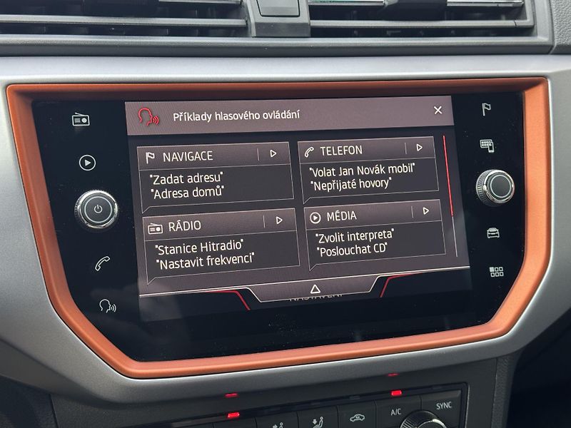Seat Arona (2019) 1.0TSi 85kW DSG, Virtual - fotka 29 z 54