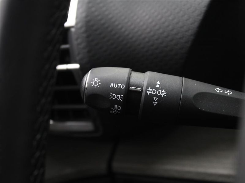 Citroën C5 X 1,6 PHEV 225 Shine PACK Pano. - fotka 20 z 27