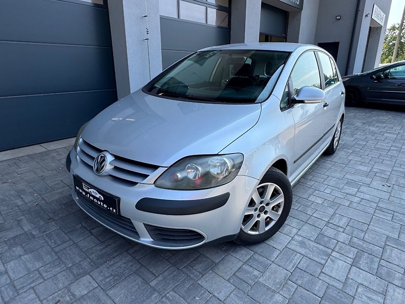 Volkswagen Golf (2005) 1.4 - fotka 2 z 23