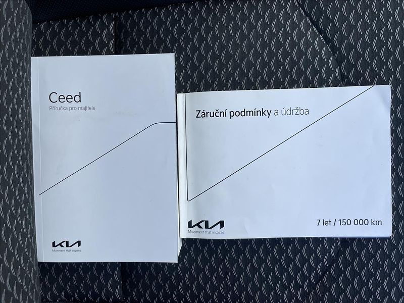 Kia XCeed 1,5 T-GDI Exclusive NAVI - fotka 19 z 23