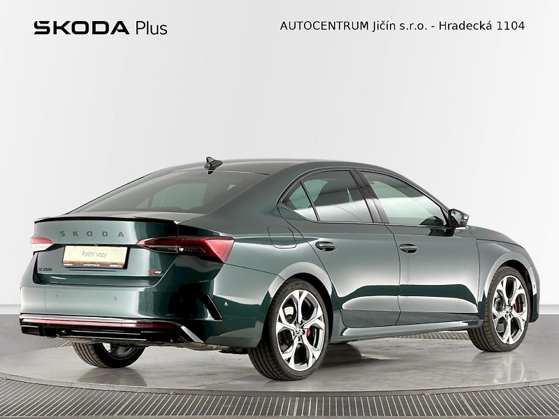 Škoda Octavia (2025) DSG 2.0TSI 195kW RS - fotka 2 z 37