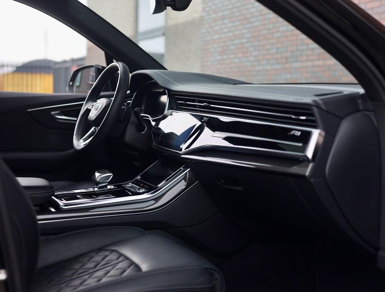 Audi Q7 (2022) 60 TFSIe Quattro Competition - fotka 21 z 42