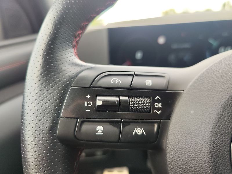 Hyundai Tucson 1.6 T-GDI/158kW HEV N-Line 6AT - fotka 31 z 38