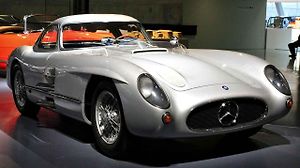 Mercedes-Benz 300 SLR Uhlenhaut Coupé je nejdražším autem světa.