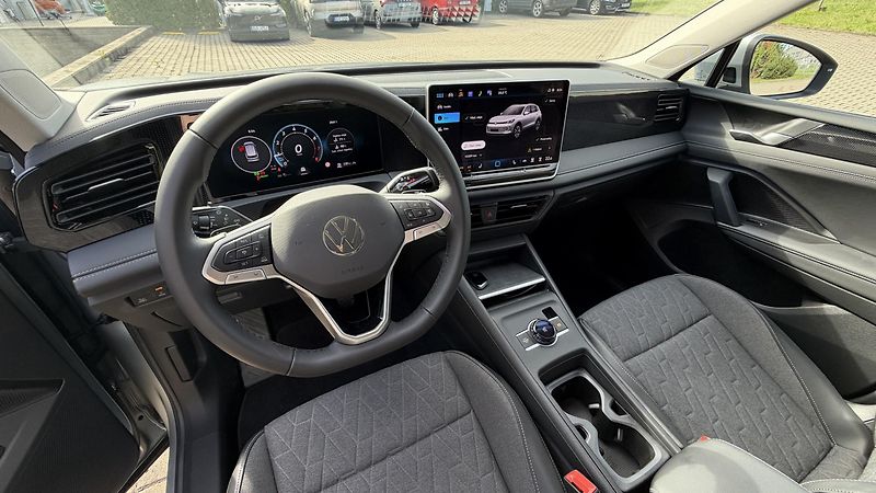 Volkswagen Tiguan (2025) People 1,5 eTSI 110kW - fotka 16 z 16