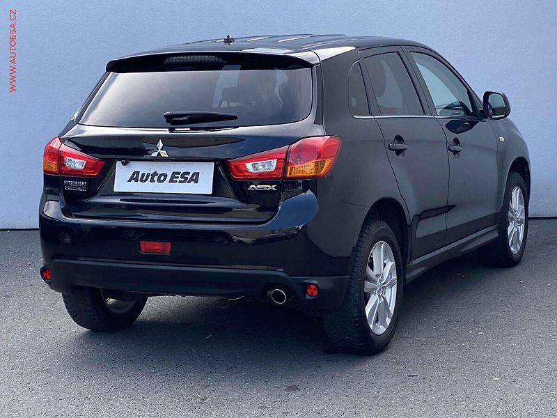 Mitsubishi ASX (2013) 1.8 Di-D, AC, tempo - fotka 4 z 16