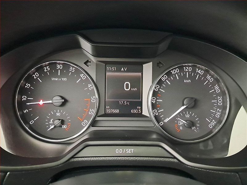 Škoda Octavia (2014) 1.6 TDI, Serv.kniha, Navi - fotka 11 z 16