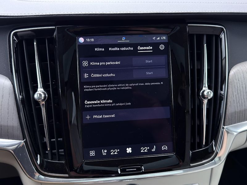 Volvo V90 T8 AWD ULTRA *VZDUCH* + kola - fotka 52 z 60